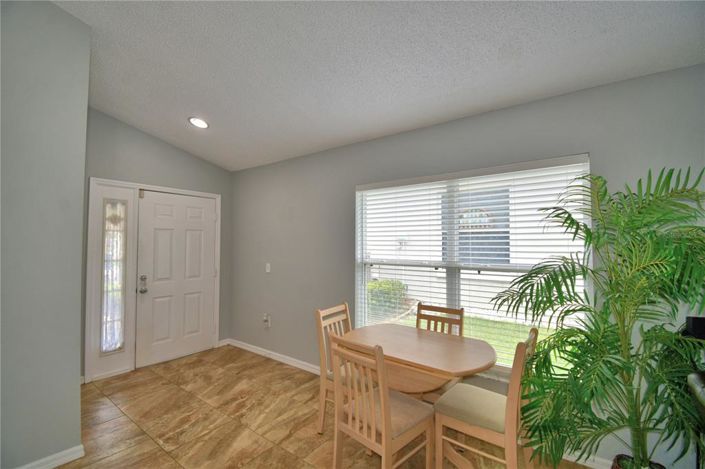 Image No.9-3 Bed Property for sale