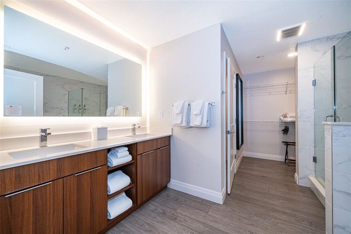 Image No.20-3 Bed Property for sale