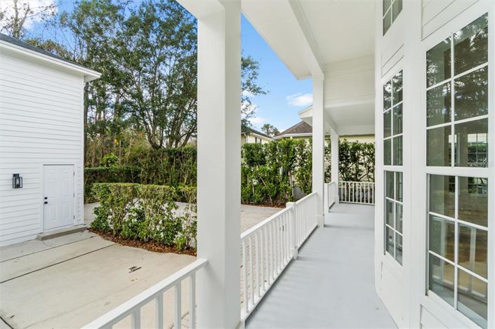 Image No.67-6 Bed Property for sale