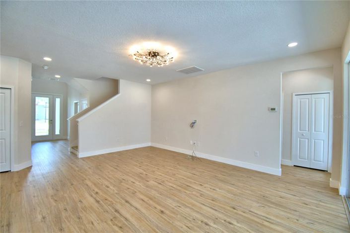 Image No.22-5 Bed Property for sale