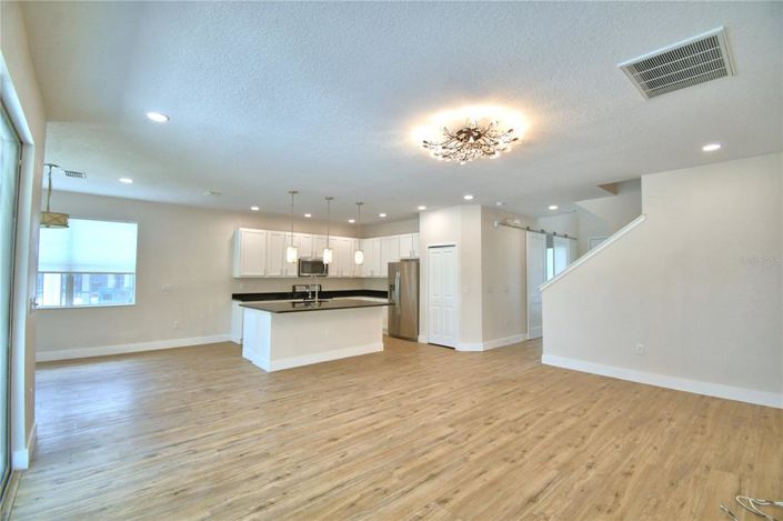 Image No.23-5 Bed Property for sale