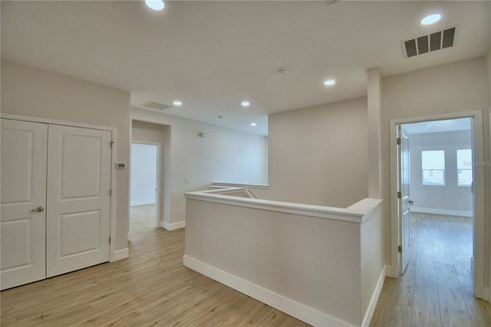 Image No.33-5 Bed Property for sale