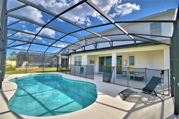 Image No.70-5 Bed Property for sale