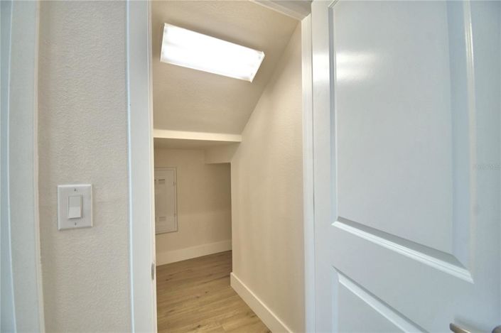 Image No.9-5 Bed Property for sale