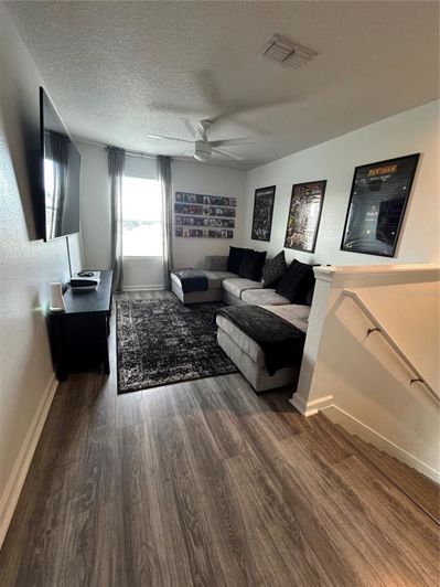 Image No.12-4 Bed Property for sale