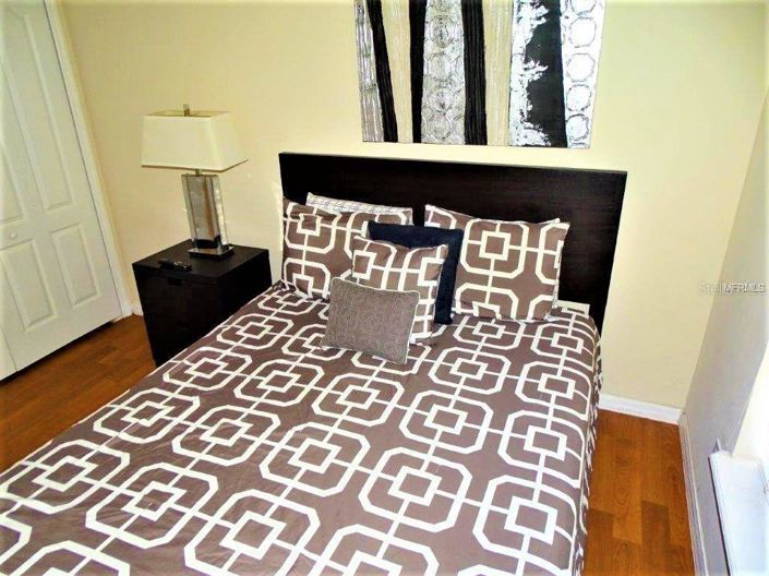 Image No.13-5 Bed Property for sale