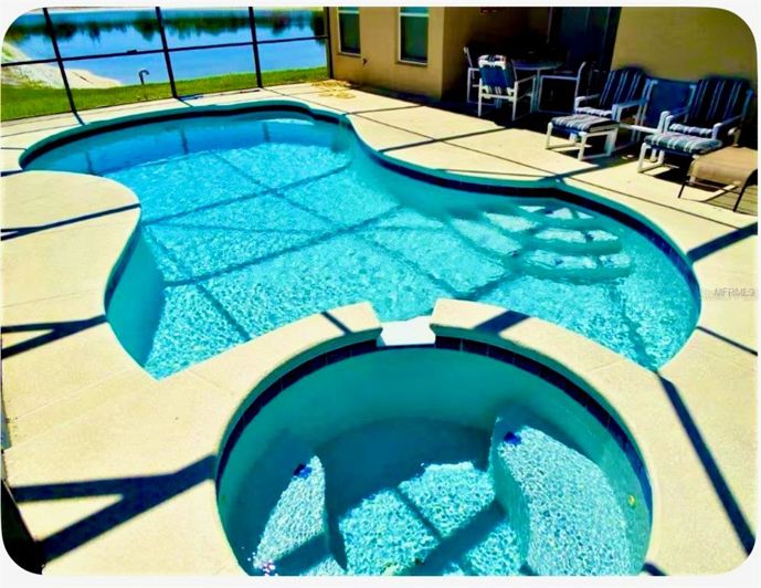 Image No.18-5 Bed Property for sale