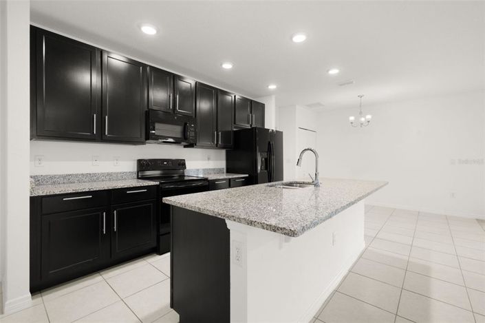 Image No.15-3 Bed Property for sale