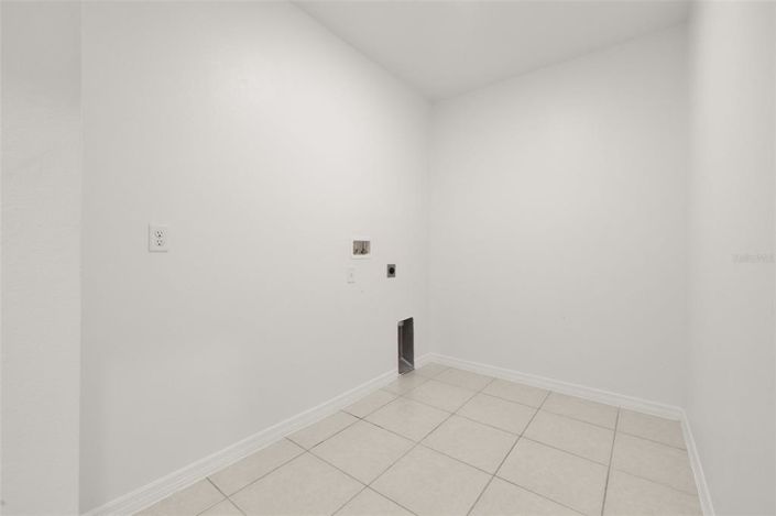 Image No.8-3 Bed Property for sale