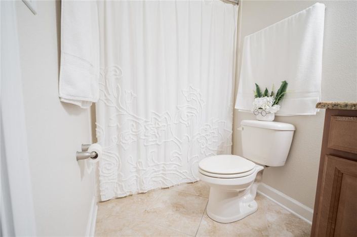 Image No.19-4 Bed Property for sale