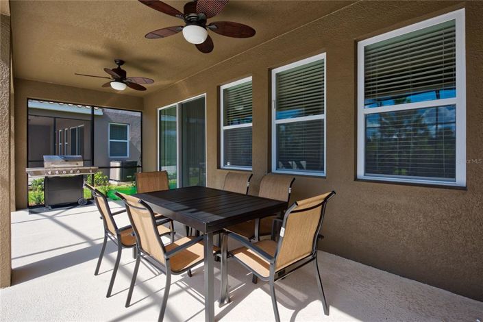 Image No.33-6 Bed Property for sale