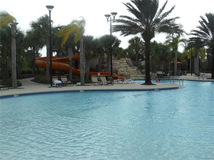 Image No.50-6 Bed Property for sale