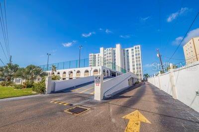 Image No.2-2 Bed Property for sale