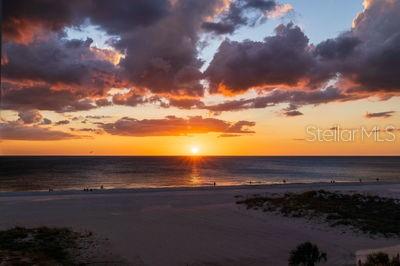 Image No.77-2 Bed Property for sale