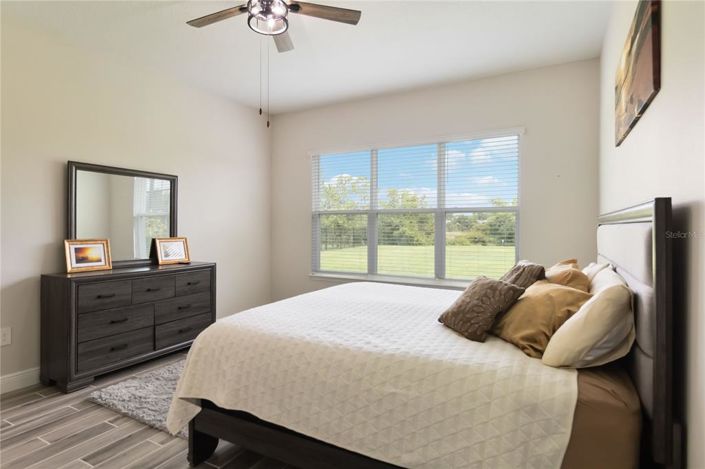 Image No.13-3 Bed Property for sale