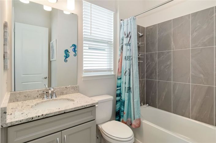 Image No.20-3 Bed Property for sale