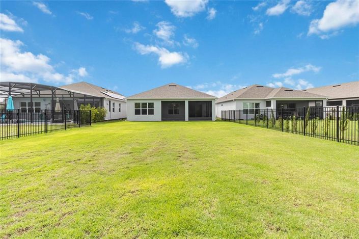 Image No.27-3 Bed Property for sale