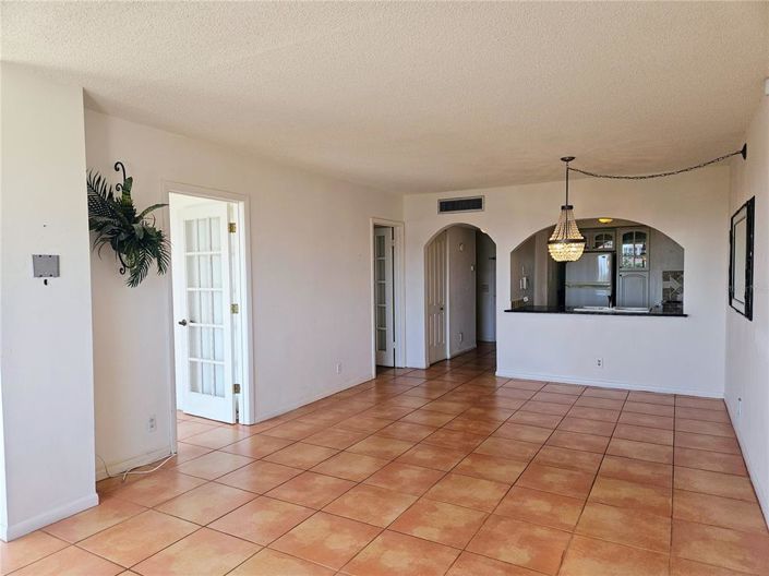 Image No.5-Propriété de 1 chambre à vendre à Floride