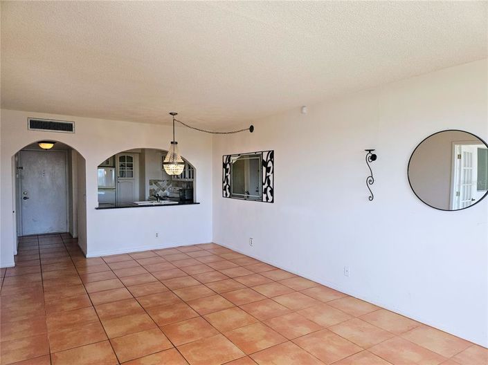 Image No.6-Propriété de 1 chambre à vendre à Floride