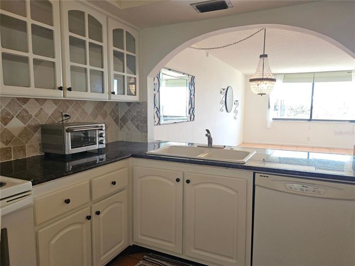 Image No.9-Propriété de 1 chambre à vendre à Floride