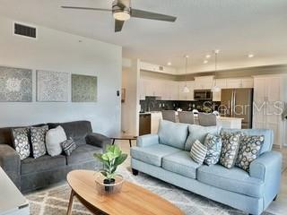 Image No.2-Propriété de 2 chambres à vendre à Kissimmee