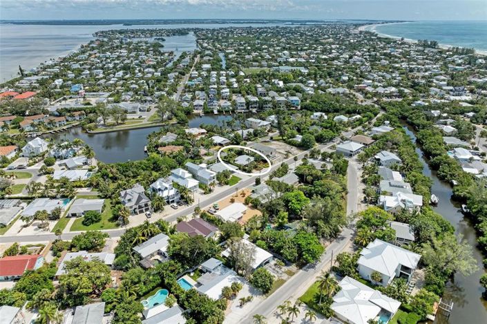 Image No.3-2 Bed Property for sale