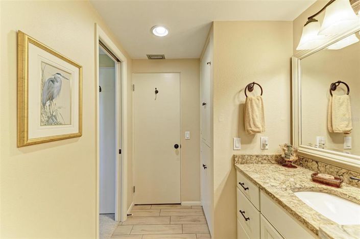 Image No.31-2 Bed Property for sale