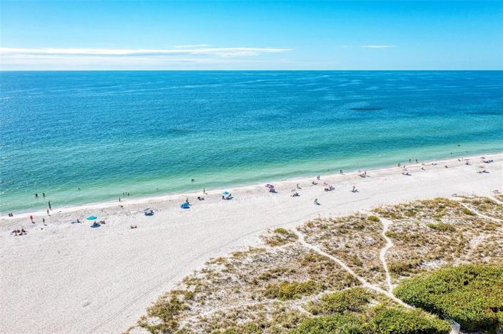 Image No.79-2 Bed Property for sale