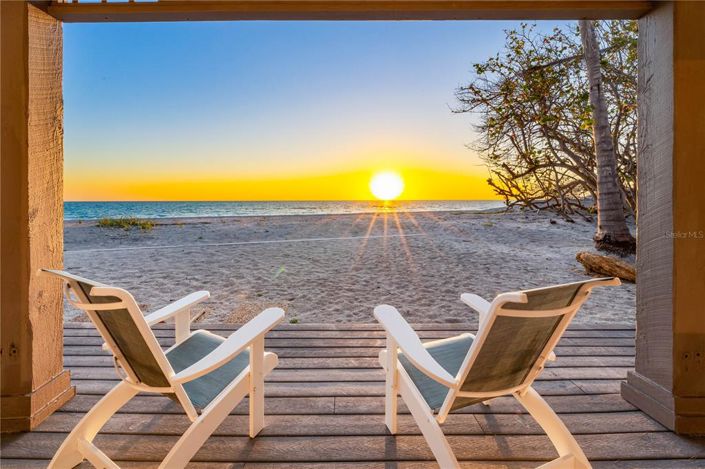 Image No.2-Propriété de 4 chambres à vendre à Sarasota