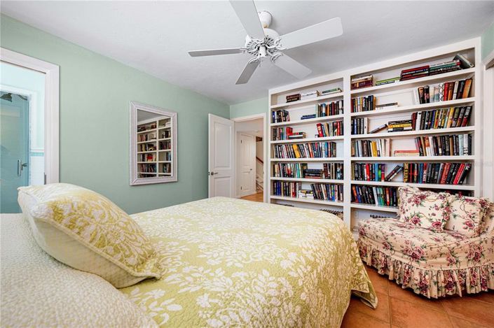 Image No.49-4 Bed Property for sale