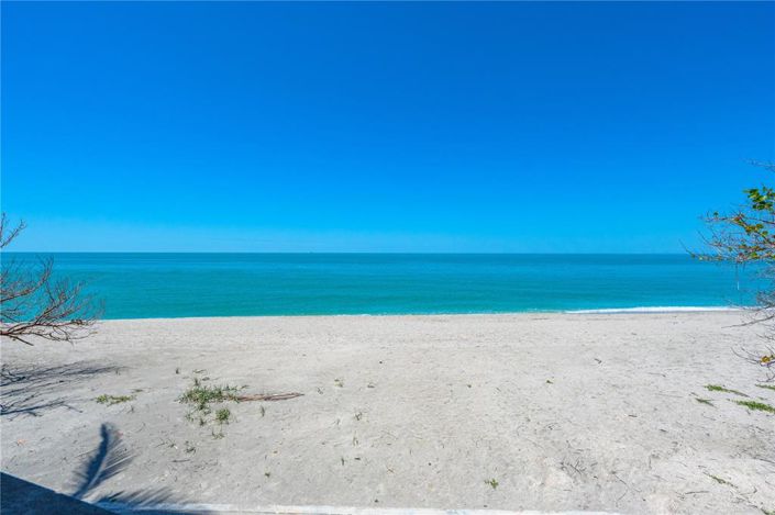 Image No.61-4 Bed Property for sale