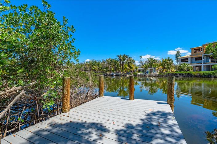 Image No.76-4 Bed Property for sale