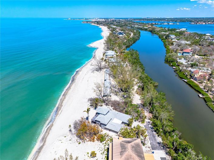 Image No.89-4 Bed Property for sale