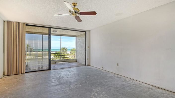 Image No.26-4 Bed Property for sale