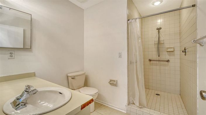 Image No.35-4 Bed Property for sale