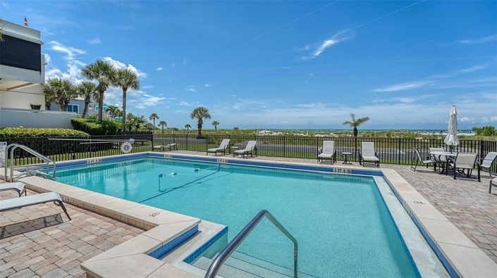 Image No.40-4 Bed Property for sale