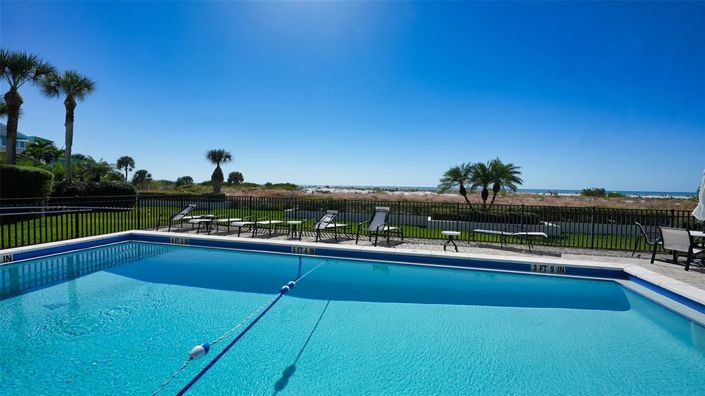 Image No.41-4 Bed Property for sale