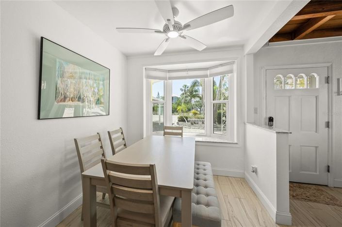 Image No.13-3 Bed Property for sale