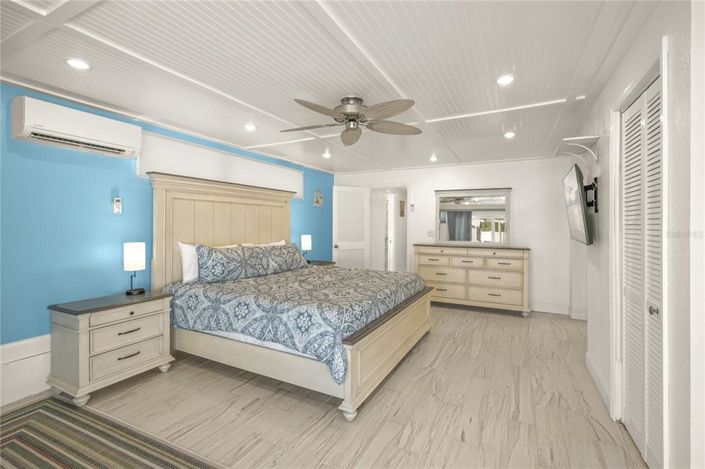 Image No.17-3 Bed Property for sale