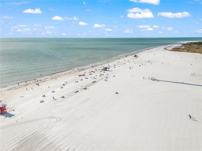 Image No.48-3 Bed Property for sale