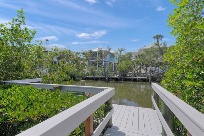 Image No.82-3 Bed Property for sale