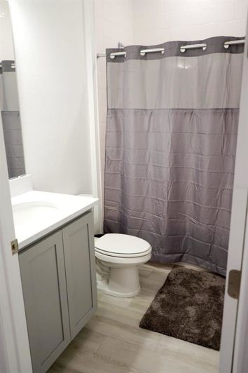 Image No.12-4 Bed Property for sale