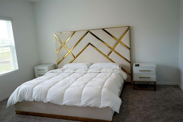 Image No.14-4 Bed Property for sale