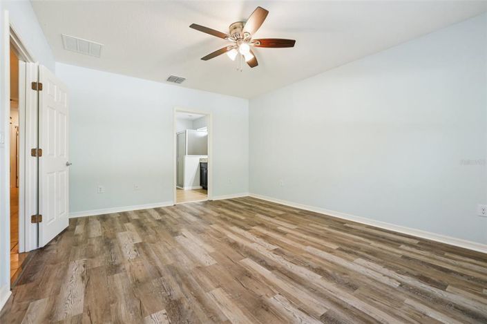 Image No.16-3 Bed Property for sale