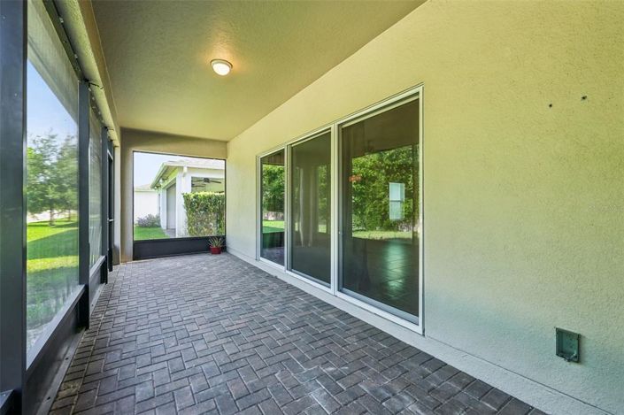 Image No.30-3 Bed Property for sale