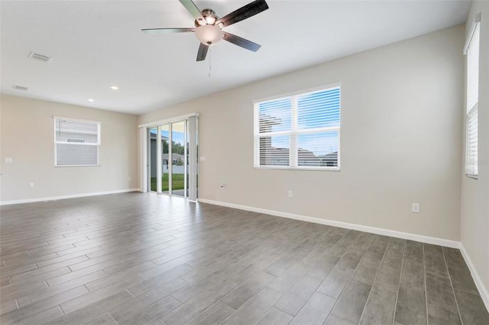 Image No.18-4 Bed Property for sale