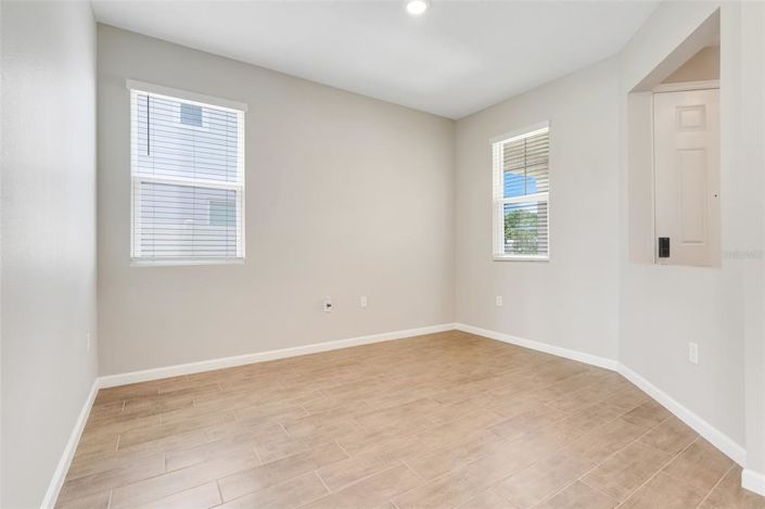 Image No.8-4 Bed Property for sale