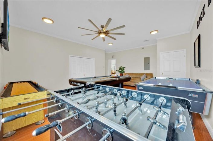 Image No.17-5 Bed Property for sale