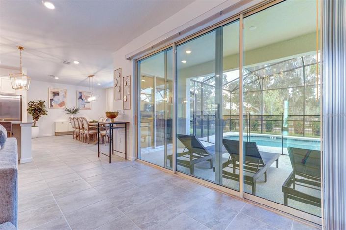 Image No.8-Propriété de 9 chambres à vendre à Kissimmee