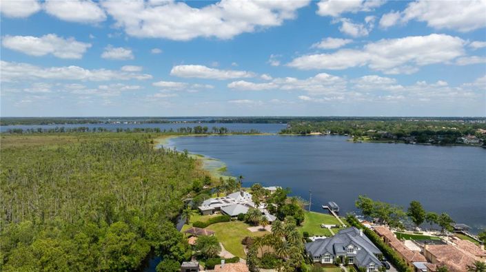 Image No.19-5 Bed Property for sale